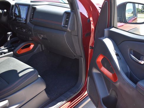 Used 2023 Nissan Frontier Pro-X w/ Technology Package RWD image 12