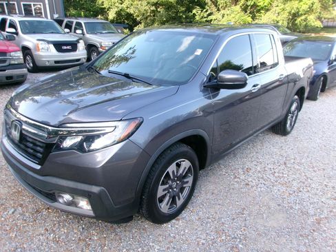 Used 2018 Honda Ridgeline RTL-E image 3