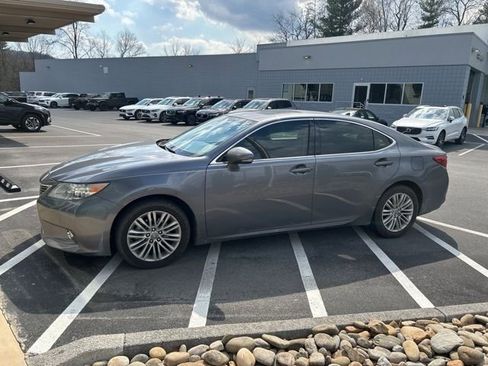 Used 2014 Lexus ES 350 w/ Luxury Package image 3