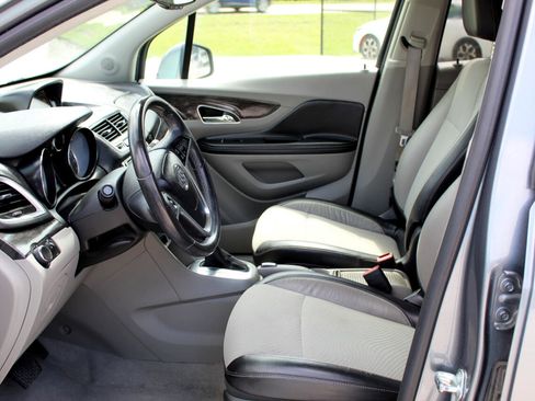 Used 2014 Buick Encore FWD image 13