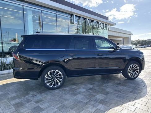 New 2025 Lincoln Navigator L Black Label image 2