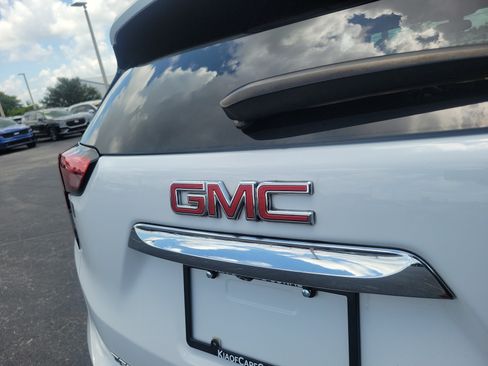 Used 2019 GMC Terrain SLT w/ Preferred Package FWD image 11