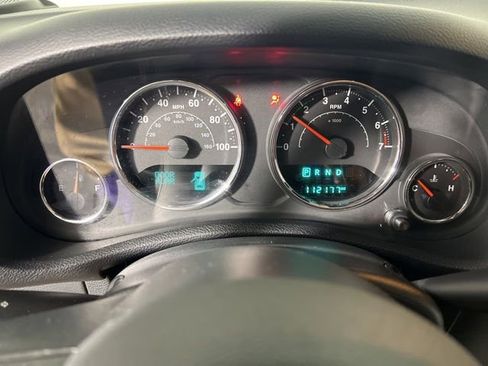 Used 2018 Jeep Wrangler Unlimited Sport S image 11