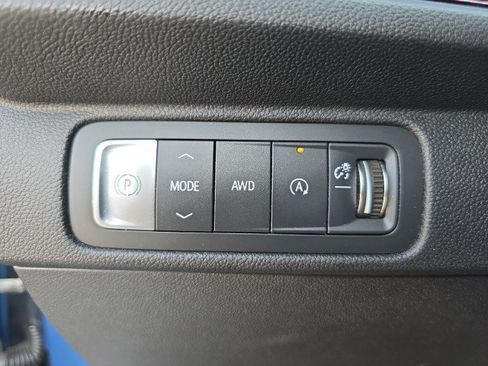 Used 2024 Chevrolet Traverse Z71 w/ LPO, Floor Liner Package AWD/4WD image 25