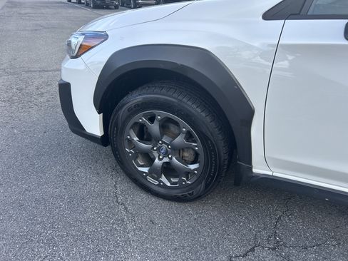 Used 2022 Subaru Crosstrek 2.5i Sport w/ Moonroof Package image 3