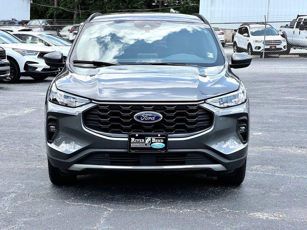 Used 2025 Ford Escape ST-Line Select AWD/4WD image 9