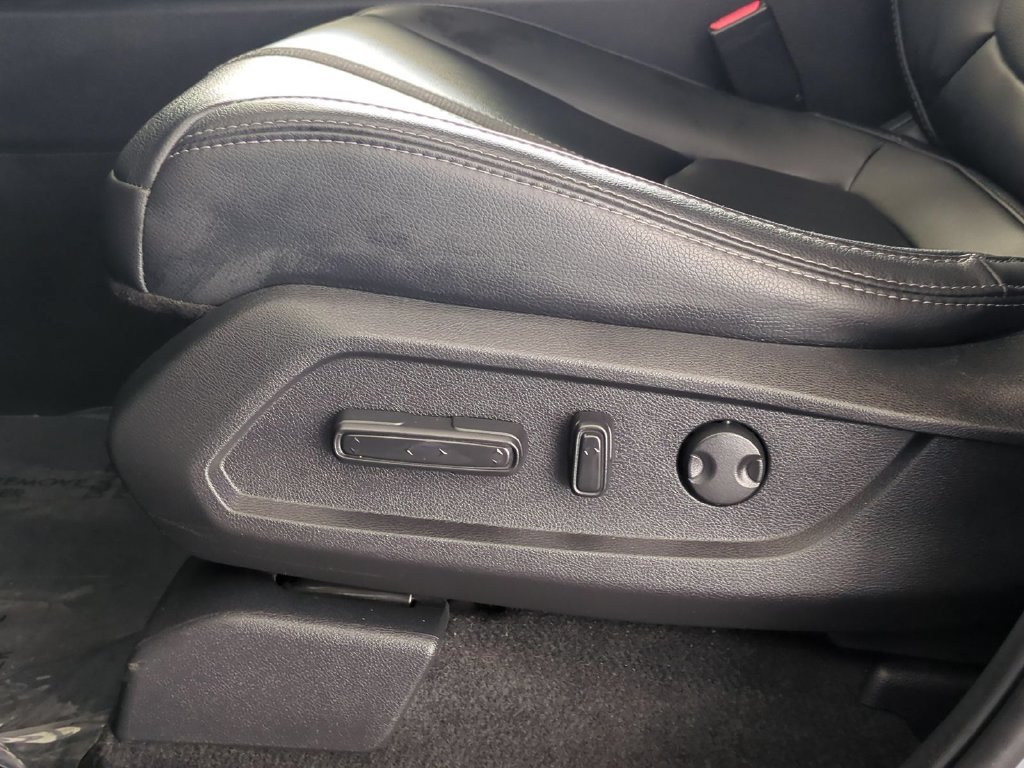 Used 2025 Honda Pilot Touring image 24
