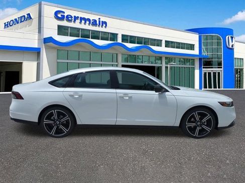 New 2026 Honda Accord SE image 2