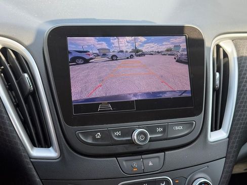 Used 2024 Chevrolet Malibu LT FWD image 24