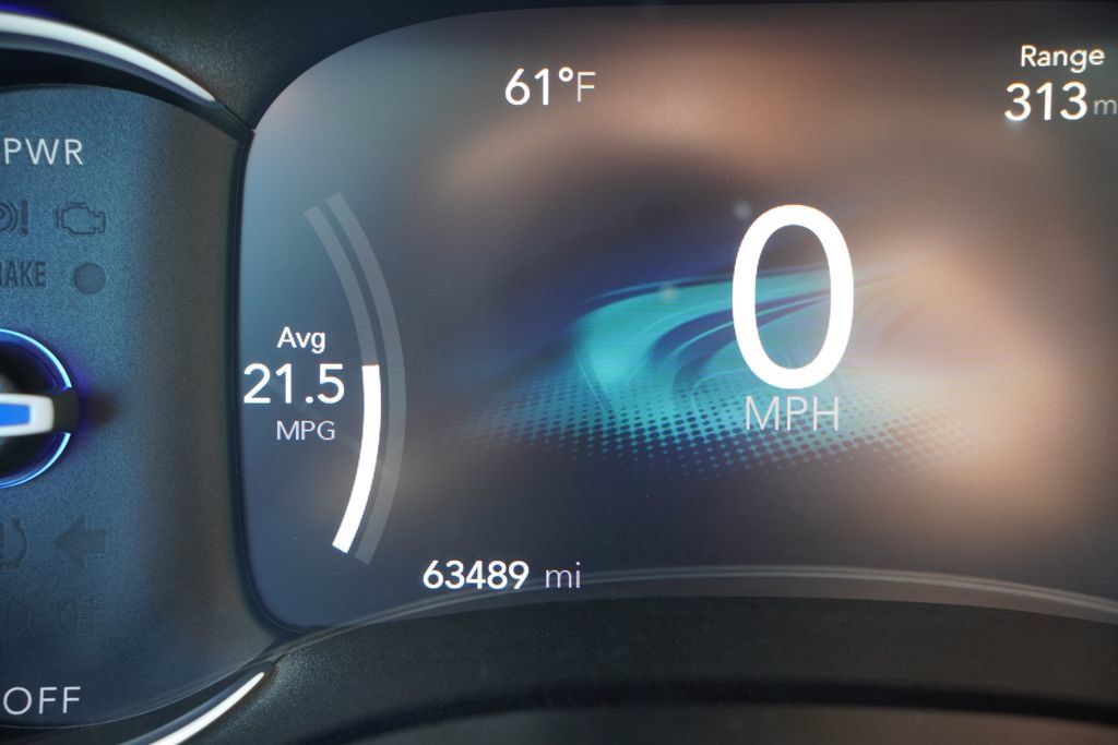 Used 2023 Chrysler Pacifica Limited FWD image 8