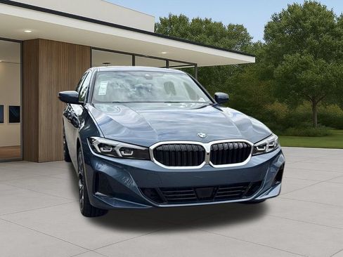 New 2026 BMW 330i Sedan w/ Convenience Package RWD image 5
