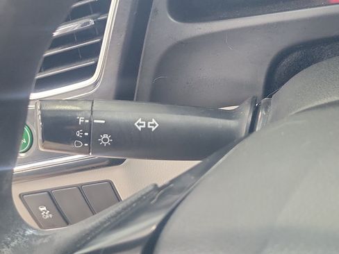 Used 2013 Honda Civic LX image 24