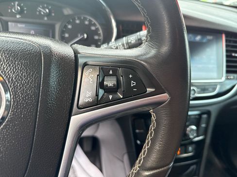 Used 2021 Buick Encore Preferred w/ Safety Package FWD image 15