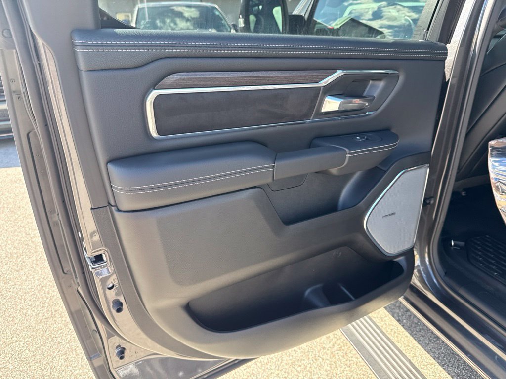 New 2027 RAM 1500 Laramie AWD/4WD image 24