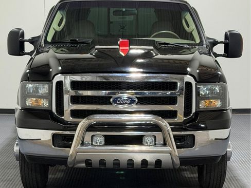 Used 2004 Ford F350 4x4 Crew Cab DRW Super Duty image 3