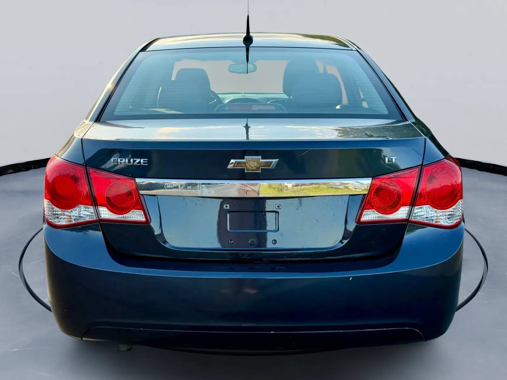 Used 2014 Chevrolet Cruze LT FWD image 4