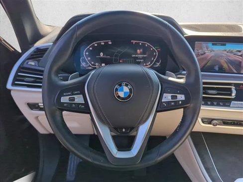 Used 2022 BMW X5 sDrive40i w/ Luxury Seating Package image 22