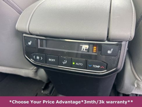 Used 2020 Toyota Highlander Platinum image 26