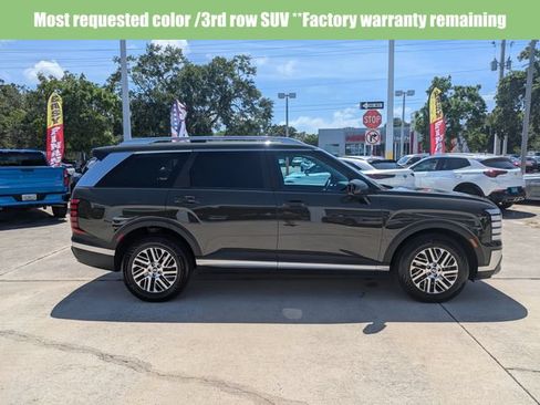 Used 2026 Hyundai Palisade SEL FWD image 3