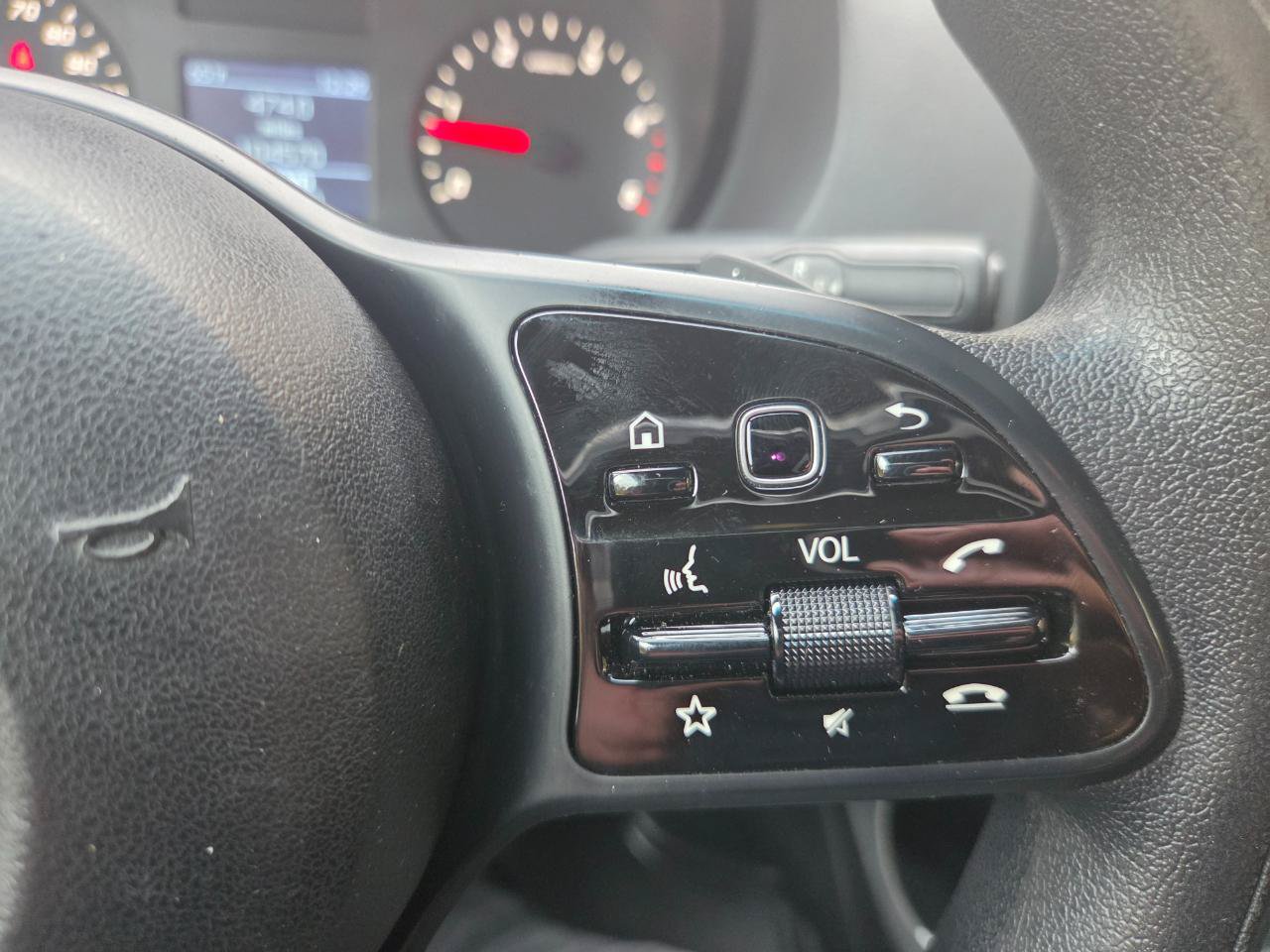 Used 2019 Mercedes-Benz Sprinter 170 image 29