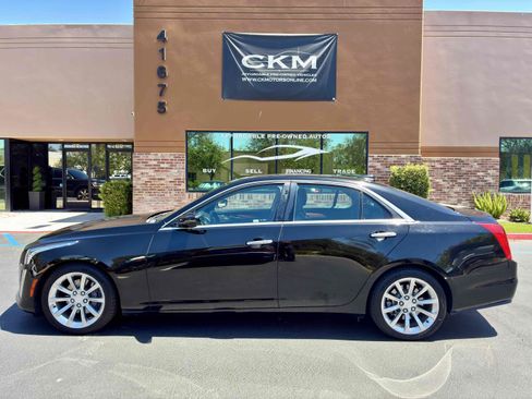 Used 2017 Cadillac CTS Luxury RWD image 3