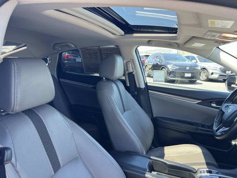 Certified 2021 Honda Civic EX-L image 30