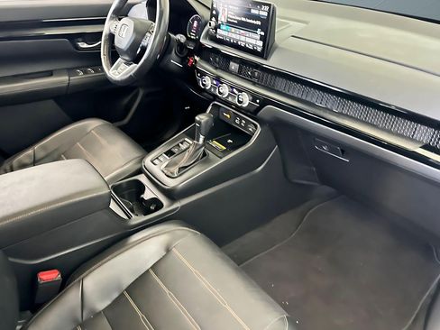 Used 2023 Honda CR-V Sport Touring image 31