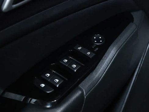 Used 2023 Kia Sportage EX FWD image 16