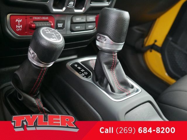 Used 2019 Jeep Wrangler Unlimited Rubicon w/ LED Lighting Group AWD/4WD image 34