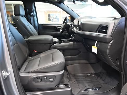 New 2026 Chevrolet Tahoe Z71 w/ Z71 Off-Road Package AWD/4WD image 10