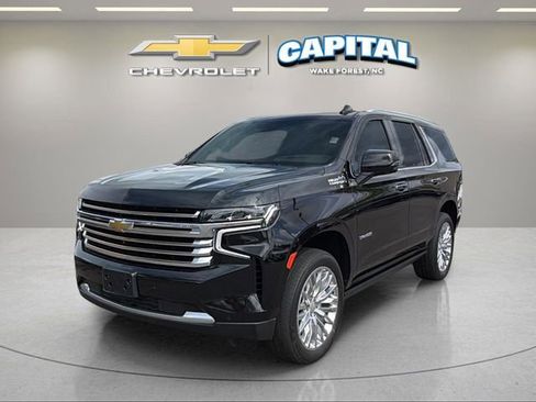 Used 2024 Chevrolet Tahoe High Country AWD/4WD image 9