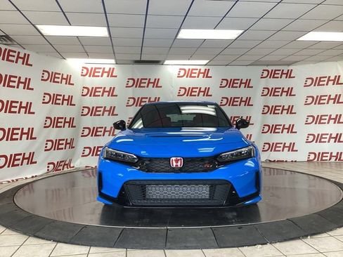Used 2025 Honda Civic Type R image 2