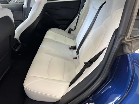 Used 2023 Tesla Model 3 Standard Range RWD image 11