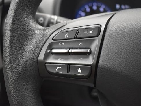 Used 2023 Hyundai Kona SEL image 24