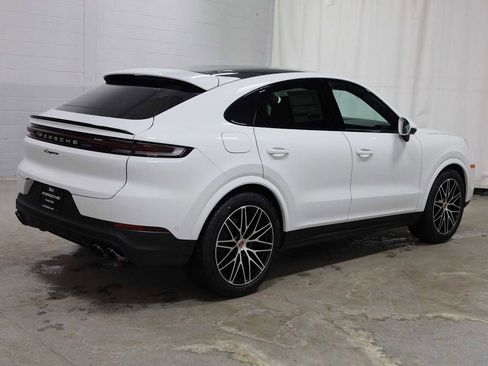 New 2026 Porsche Cayenne image 9