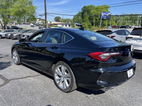 Used 2023 Acura TLX w/ Technology Package image 3