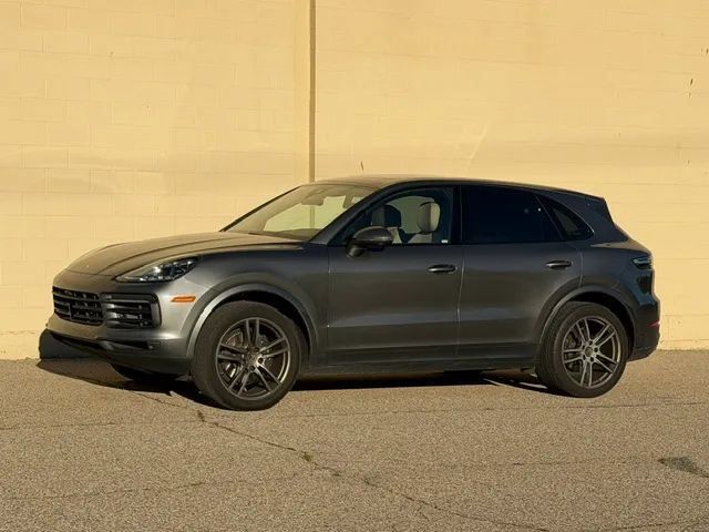 Used 2020 Porsche Cayenne AWD/4WD image 34