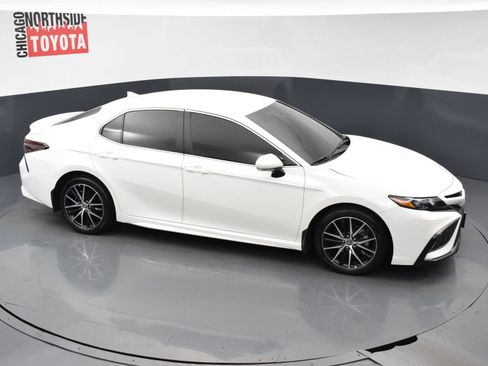 Used 2024 Toyota Camry SE w/ Cold Weather Package AWD/4WD image 22