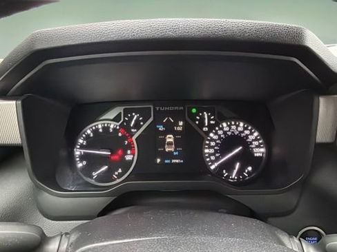 Used 2022 Toyota Tundra Limited image 15