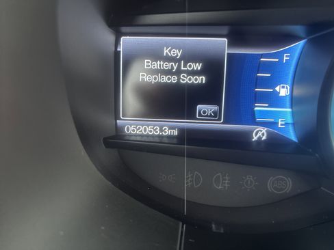 Used 2020 Ford Edge SEL image 22