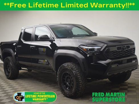 Used 2024 Toyota Tacoma TRD Off-Road w/ TRD Off Road Upgrade Package AWD/4WD image 1