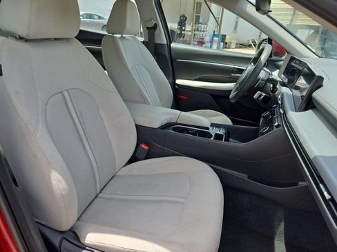 Used 2025 Hyundai Sonata SEL FWD image 30