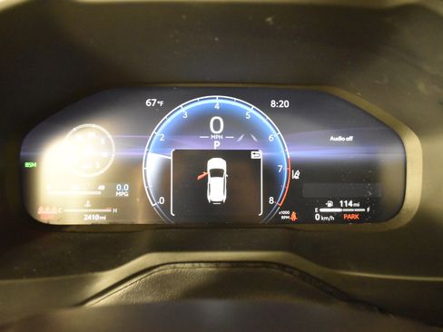 Used 2024 Toyota RAV4 Limited image 18