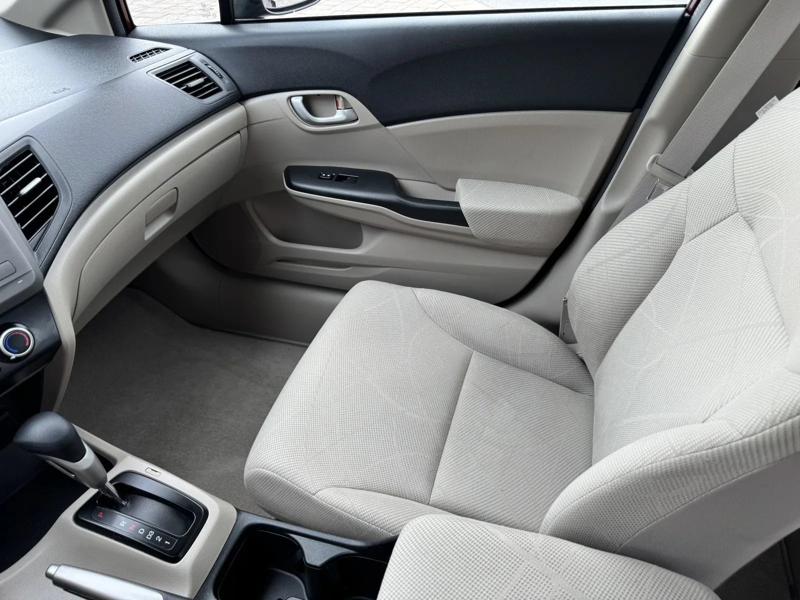 Used 2012 Honda Civic LX image 25