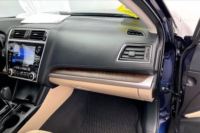 Used 2018 Subaru Outback 2.5i Limited AWD/4WD image 16