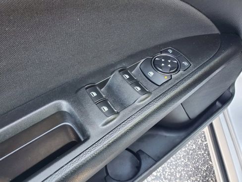 Used 2019 Ford Fusion SE image 13