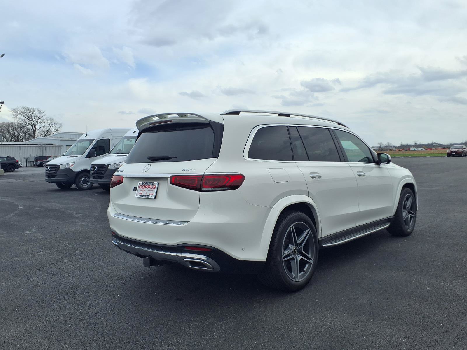 Used 2023 Mercedes-Benz GLS 450 4MATIC image 6