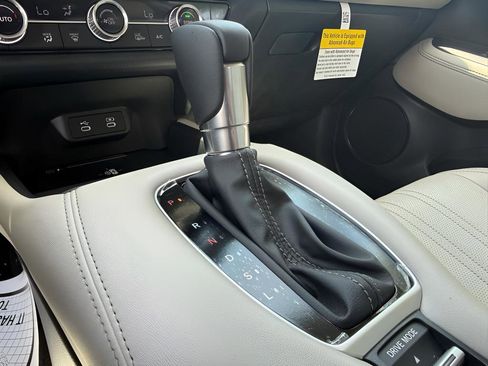 New 2026 Honda HR-V EX-L image 25