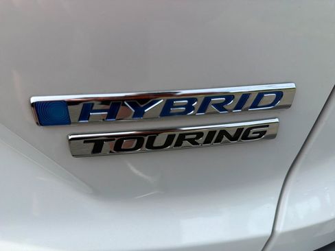 Used 2021 Honda CR-V Touring image 10