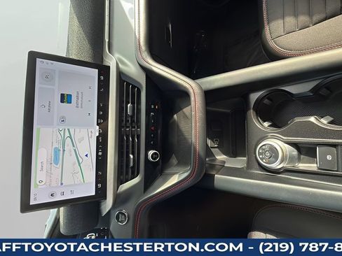 Used 2026 Ford Explorer ST-Line w/ ST-Line Street Pack AWD/4WD image 20